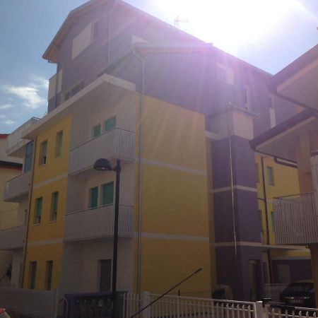 Corazza - Trilocale Piano Terra - Agenzia Cocal Apartment Caorle Luaran gambar
